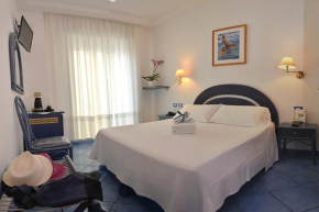 Отель Hotel Pensione Reale  Майори